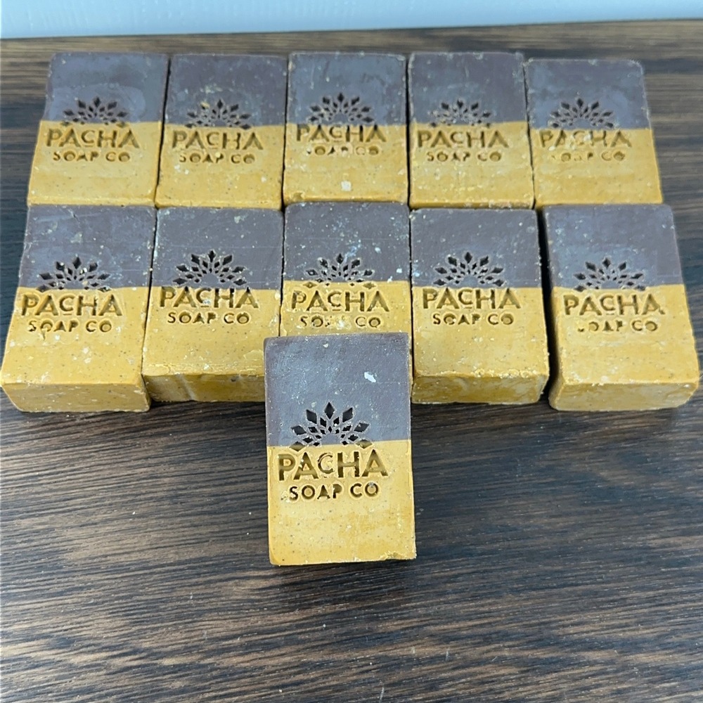 Pacha Soap Co Handcrafted Bar Soap Lot of 11 Two Tone Natural Plant Based 42oz